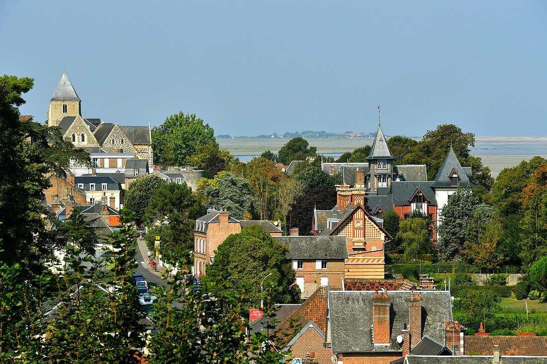 France, Somme, Baie de Somme, Saint Valery sur Somme, mouth of the Somme Bay, view of the town and bay