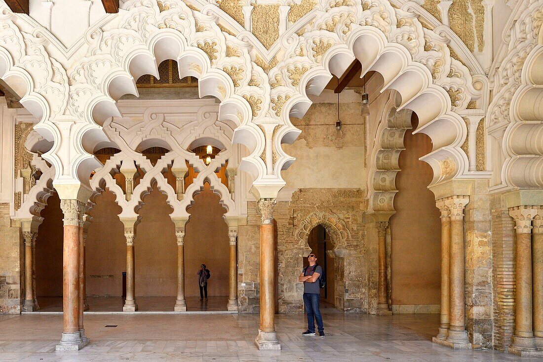 Spanien, Region Aragonien, Provinz Zaragoza, Zaragoza, der Palacio de la Aljaferia, das Parlament von Aragonien, von der UNESCO zum Weltkulturerbe erklärt