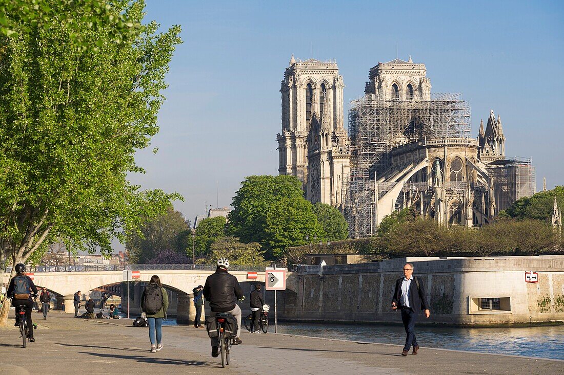 France, Paris, Notre Dame de Paris Cathedral, two days after the fire, April 17, 2019, Quai de la Tournelle