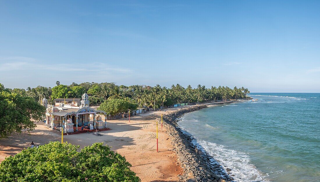 Sri Lanka, Eastern province, Trincomalee (or Trinquemalay), Sampalthivu fishing village, Salli Muthumariyamman Hindu temple