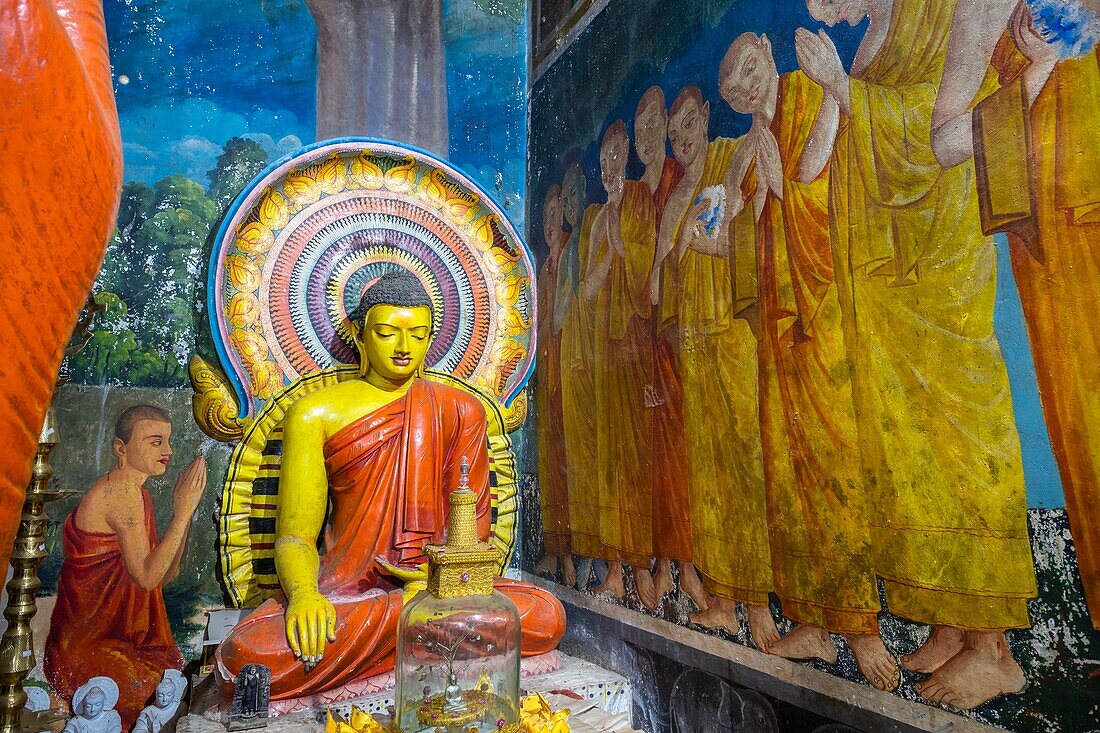 Sri Lanka, Zentralprovinz, Sigiriya, Buddhistischer Felsentempel Pidurangala