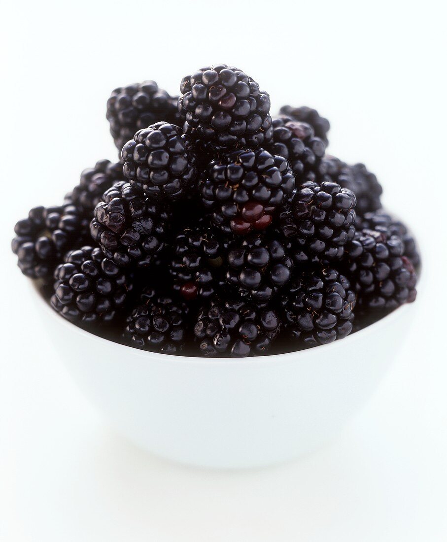 Blackberries in a small white bowl