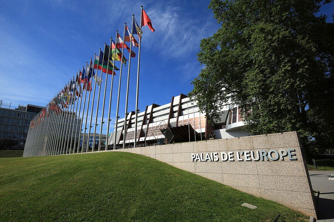 France, Bas Rhin, Strasbourg, European district of Strasbourg, The Palais de l'Europe, located in Strasbourg, is the seat of the Council of Europe