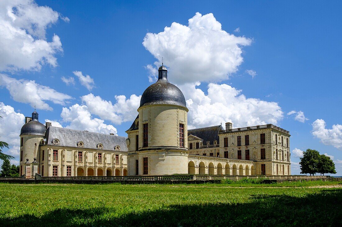 France, Deux Sevres, Oiron, castle of Oiron, dated 16 th century