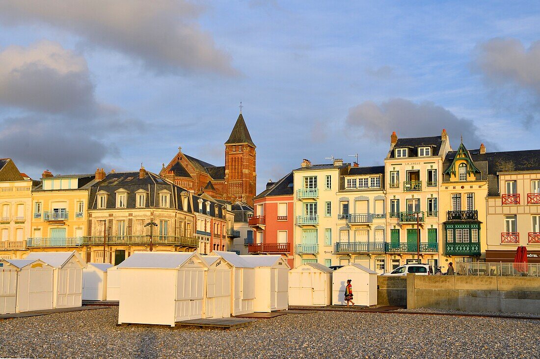 France, Somme, Mers-les-Bains, searesort on the shores of the Channel, the beach and its 300 beach cabins, the chalk cliffs in the background