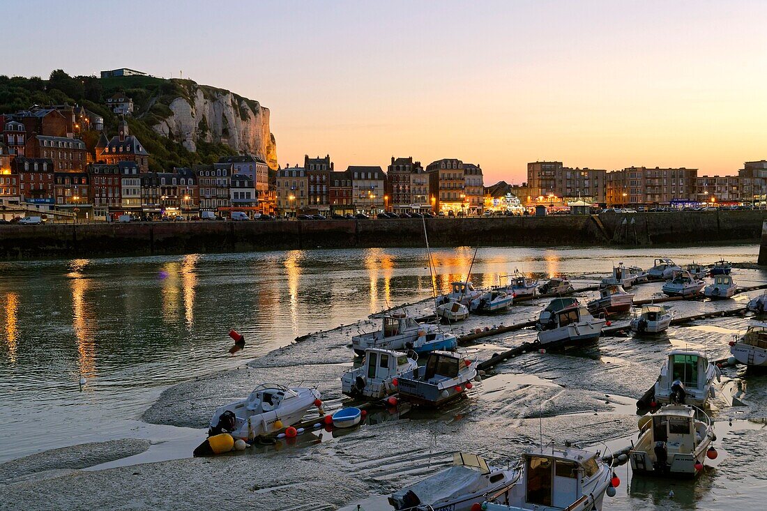 France, Seine Maritime, Le Treport, fishing harbour with quay Francois I and the cliffs