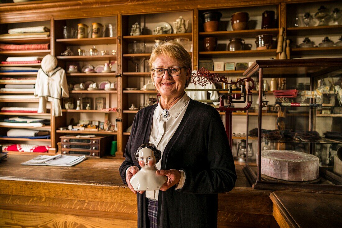 Kanada, Prince Edward Island, Orwell, Orwell Corner Historic Village, Dozent in Clarke's Store and House, geb. 1860