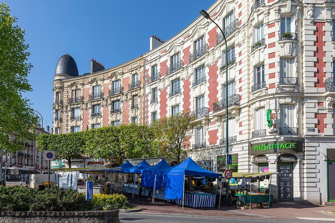 Frankreich, Seine-Saint-Denis, Le Raincy, Rond Point Thiers, Markt