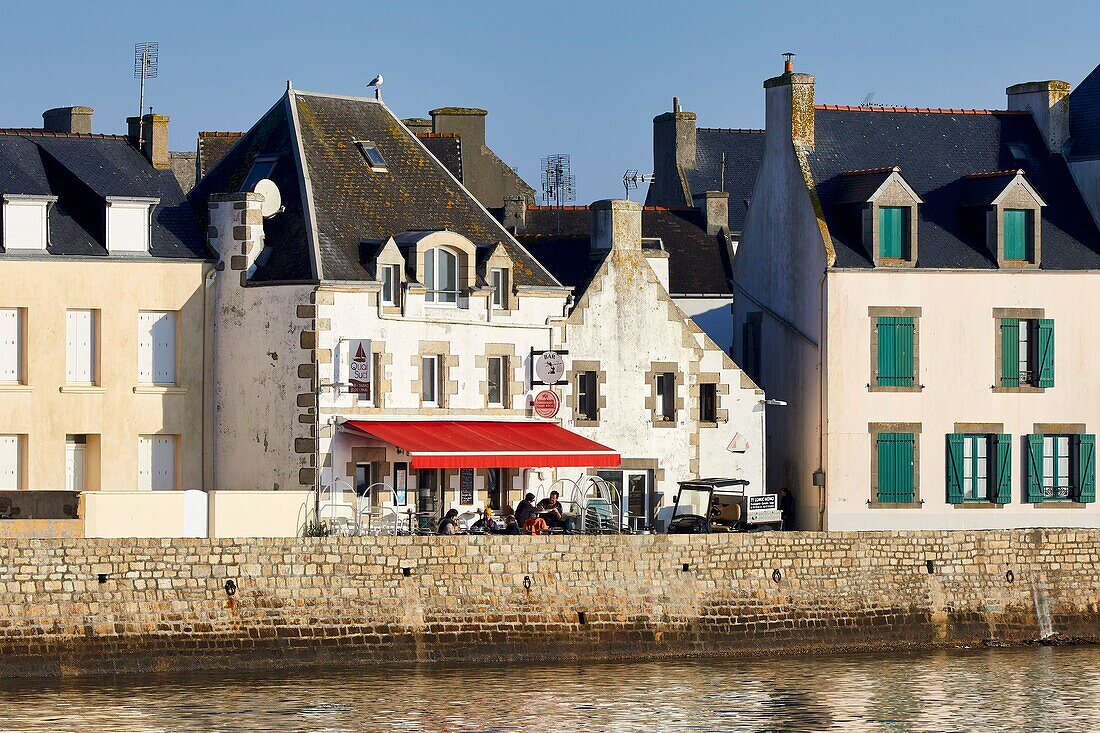 France, Finistere, Iroise Sea, Iles du Ponant, Parc Naturel Regional d'Armorique (Armorica Regional Natural Park), Ile de Sein, labelled Les Plus Beaux de France (The Most Beautiful Village of France), bar on the quai des Français Libres