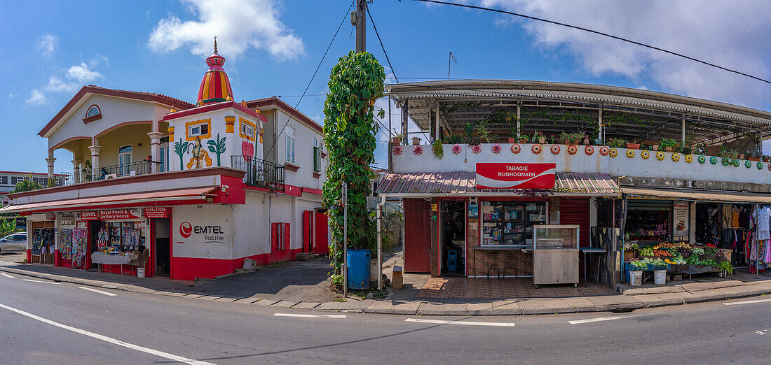 Blick auf einen bunten Laden in Bambous, Mauritius, Indischer Ozean, Afrika