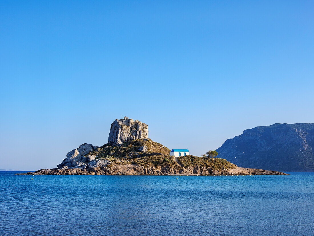 Kastri Island seen from Agios Stefanos Beach, Kamari Bay, Kos Island, Dodecanese, Greek Islands, Greece, Europe