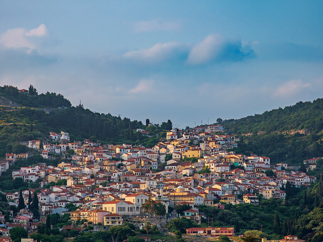 Ano Vathy bei Sonnenaufgang, Samos-Stadt, Insel Samos, Nord-Ägäis, Griechische Inseln, Griechenland, Europa