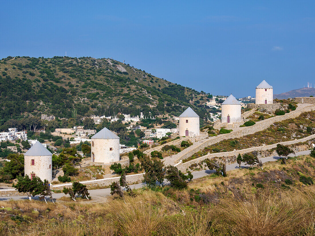 Windmühlen von Pandeli, Insel Leros, Dodekanes, Griechische Inseln, Griechenland, Europa