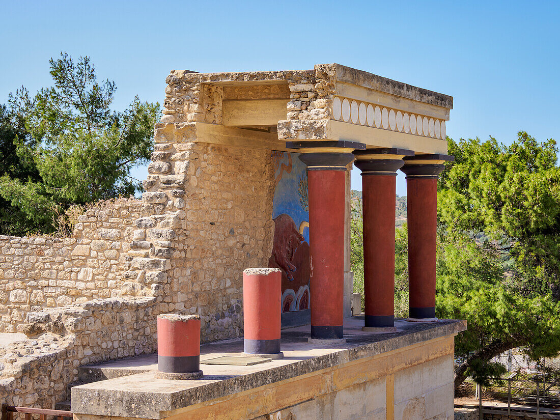 Palace of Minos, Knossos, Heraklion Region, Crete, Greek Islands, Greece, Europe