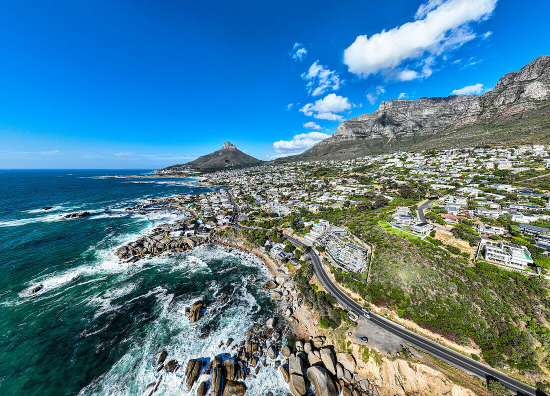 Panorama der Zwölf Apostel und Camps Bay, Kapstadt, Südafrika, Afrika