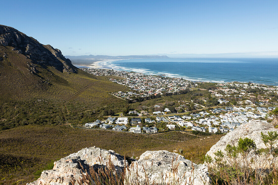 Südafrika, Hermanus, Stadt an der Küste im Fernkloof-Naturschutzgebiet