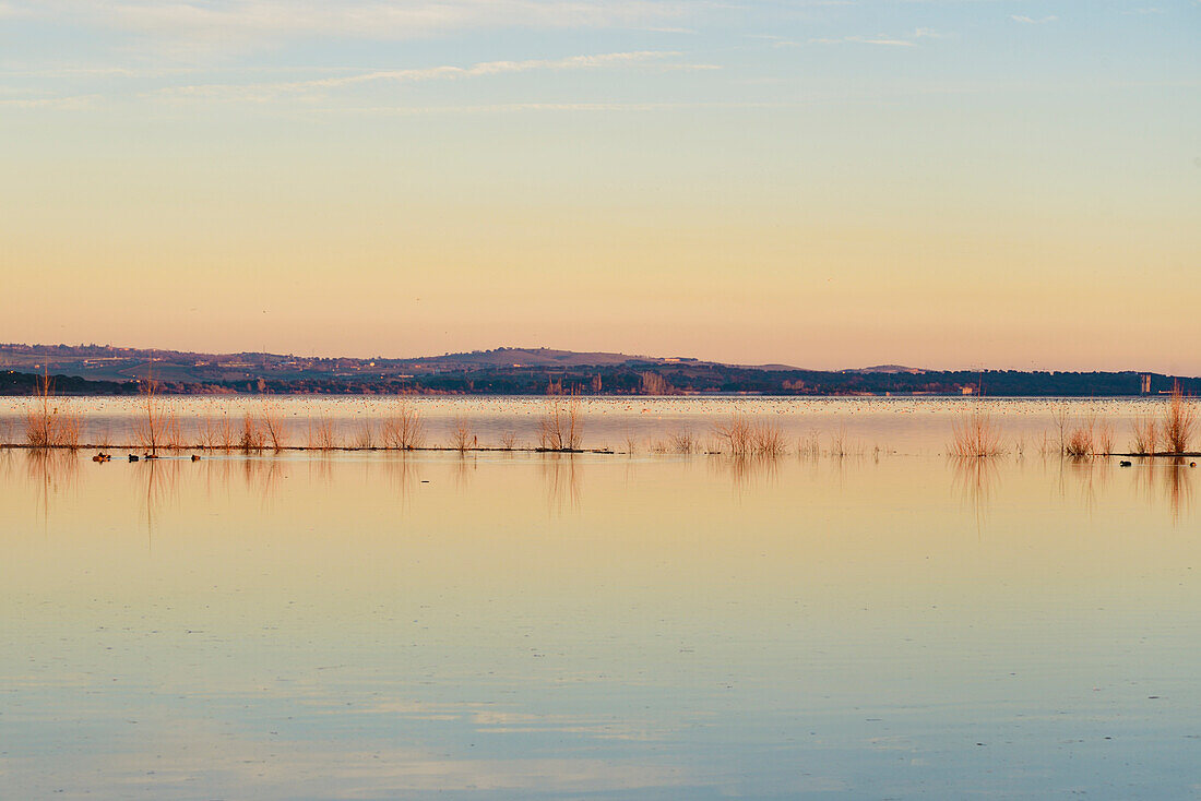 Santillana reservoir