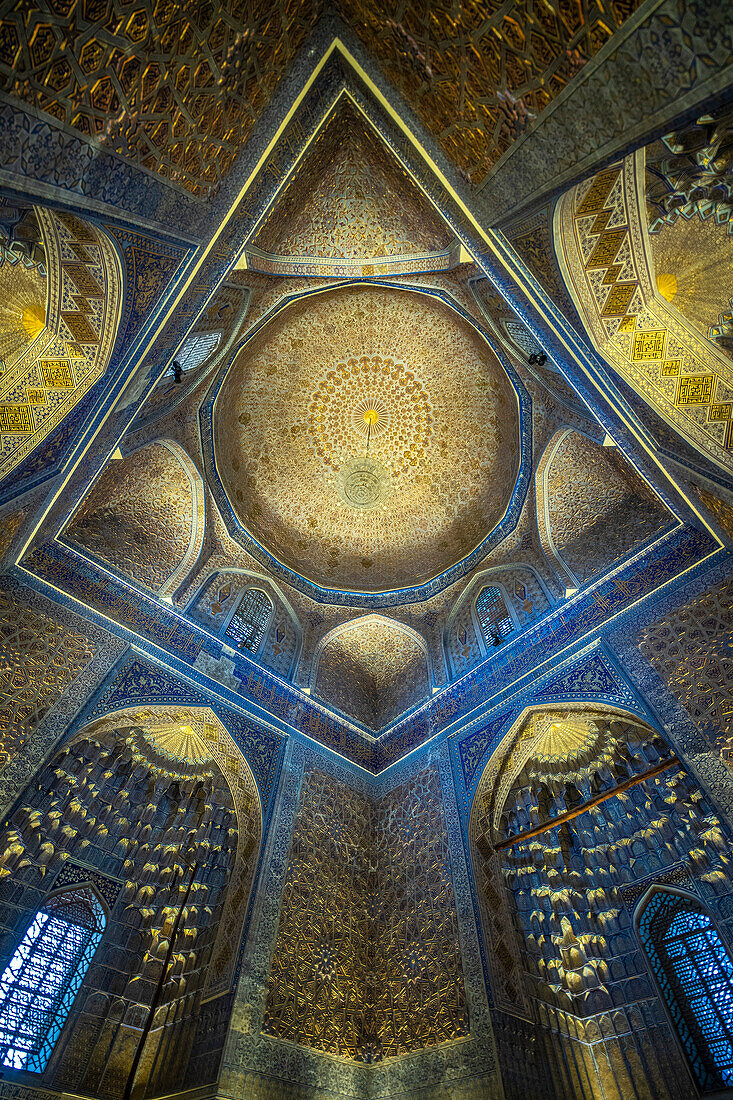 Europe, Uzbekistan, Samarkand. Interior of mausoleum for ruler Tamerlane.