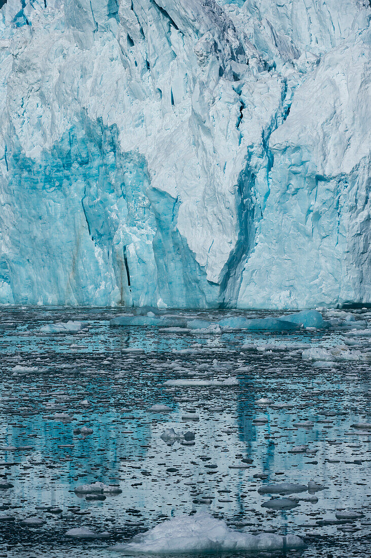 Detail of the Lilliehook Glacier. Spitsbergen, Svalbard, Norway