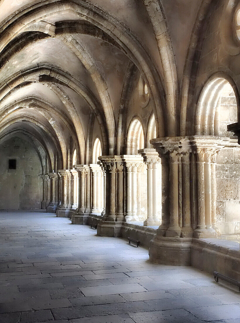 The early 12 century cloister in the old Cathedral (Se Velha).