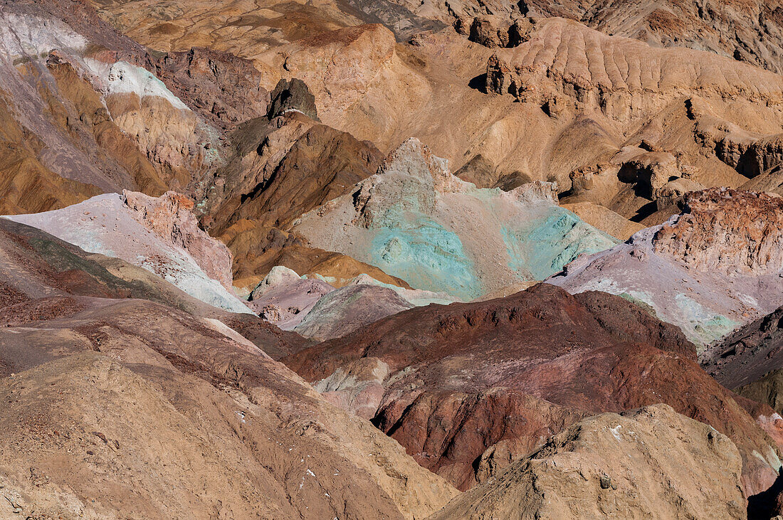 Die "Künstlerpalette" im Death Valley National Park. Kalifornien, USA