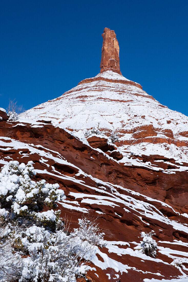 USA, Utah. Winter snowfall in Castle Valley.