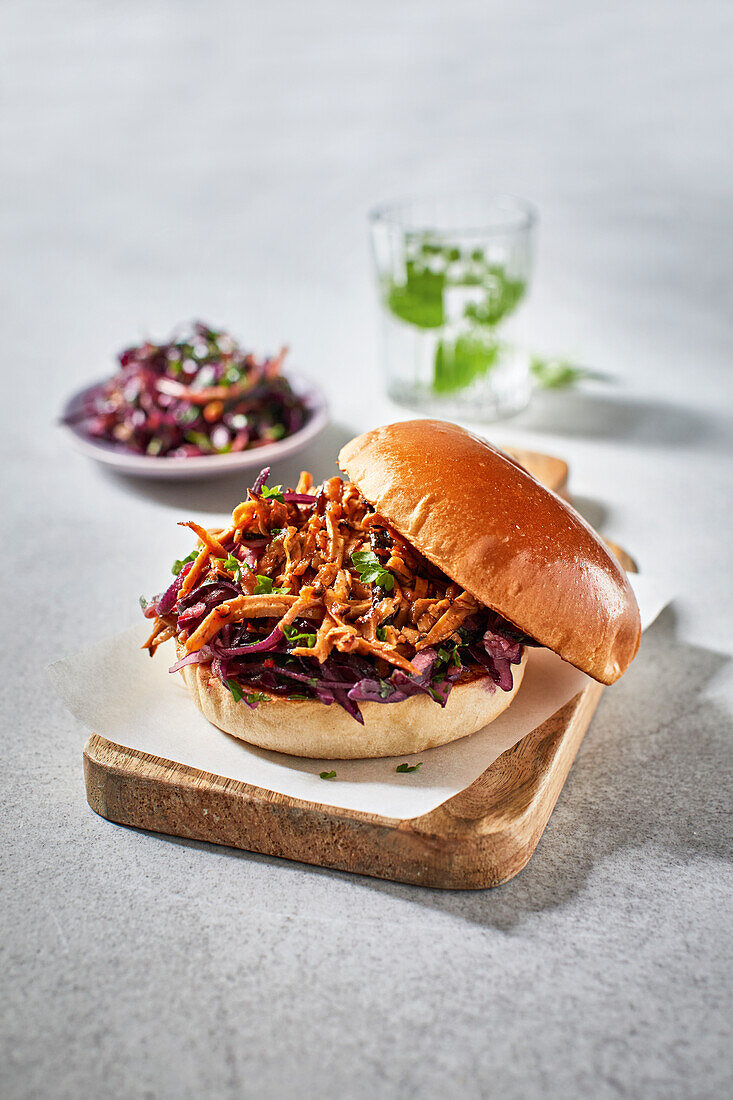 Pulled tofu burger with coleslaw