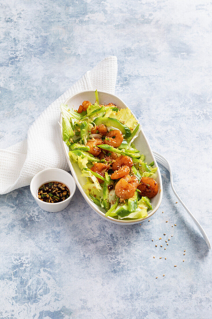 Asian salad with prawns