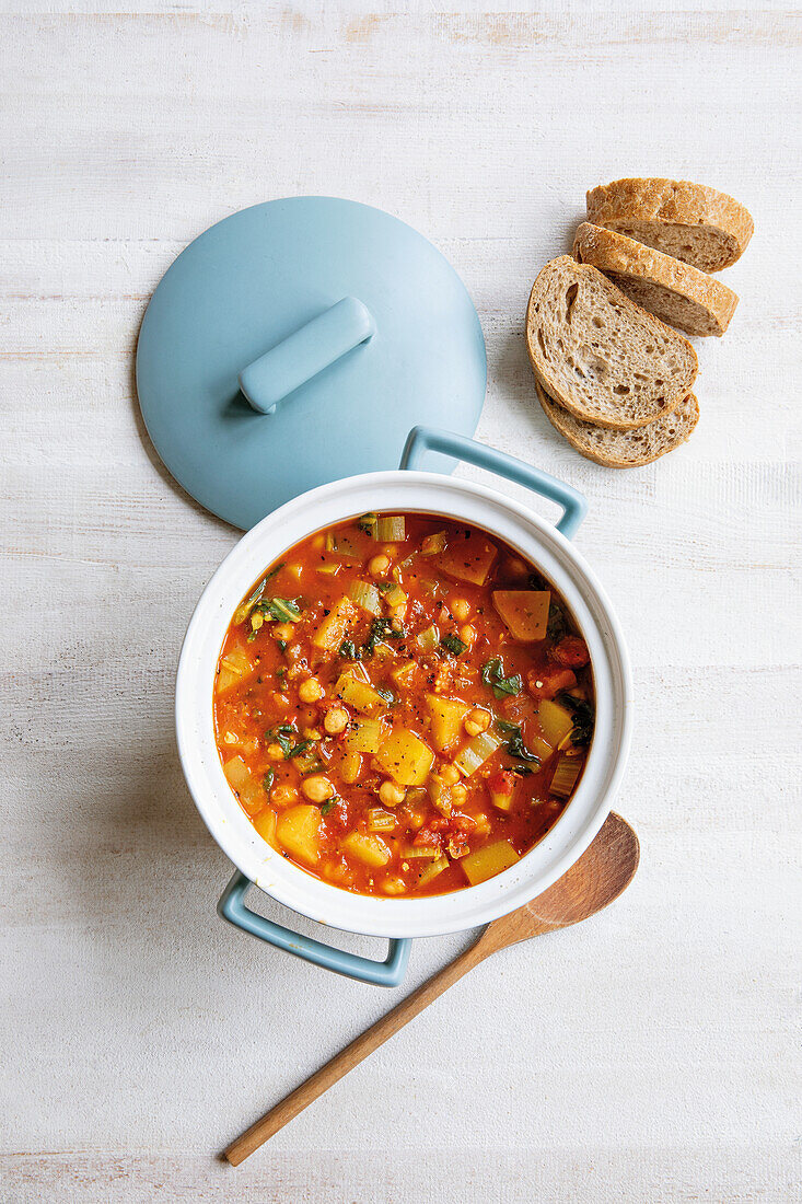 Moroccan vegetable soup with chickpeas