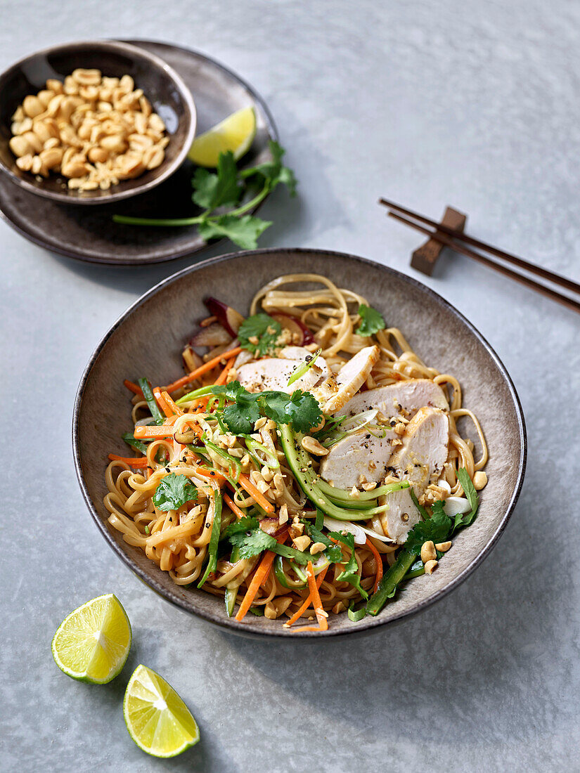 Thai noodle salad with chicken and peanuts