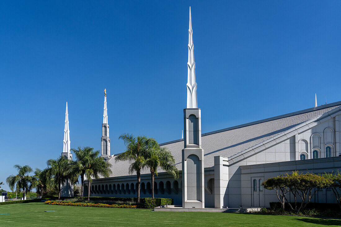 Der argentinische Tempel der Kirche Jesu Christi der Heiligen der Letzten Tage in Buenos Aires.