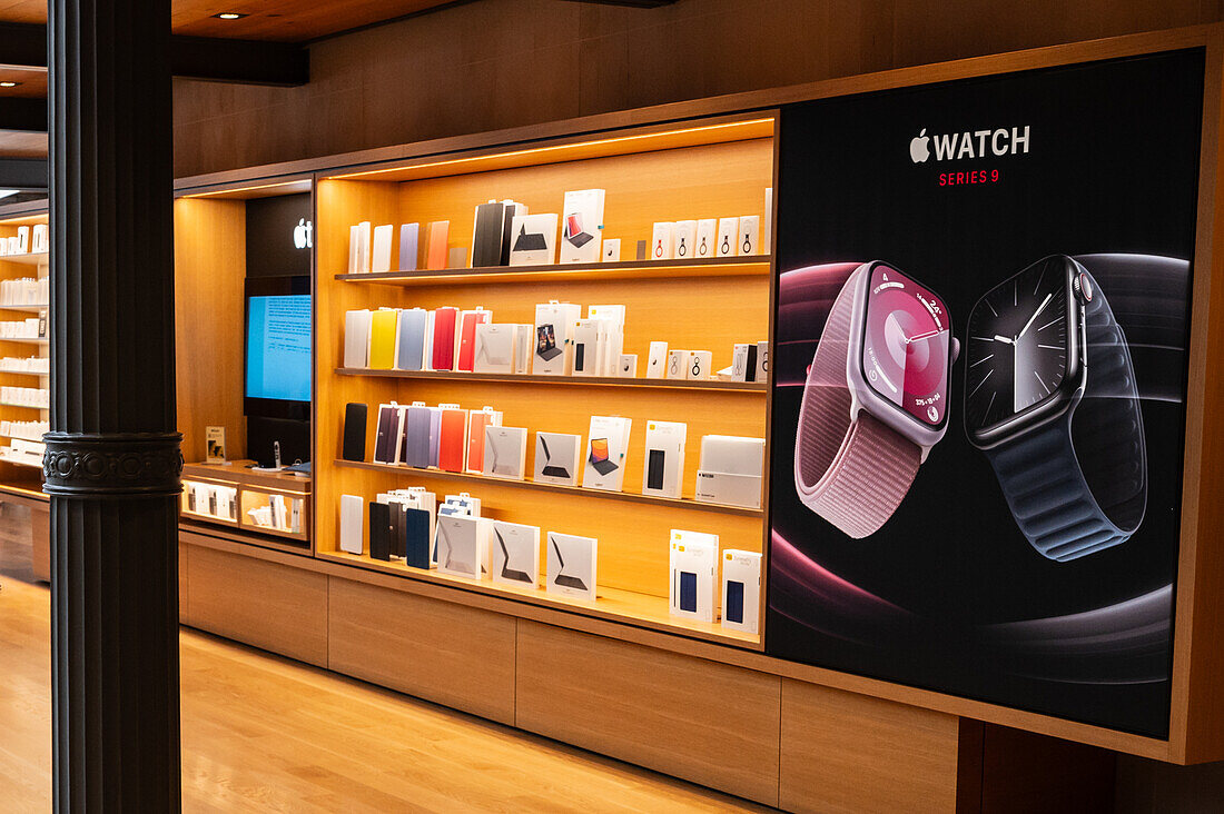 Apple Store in Puerta del Sol, Madrid, Spain