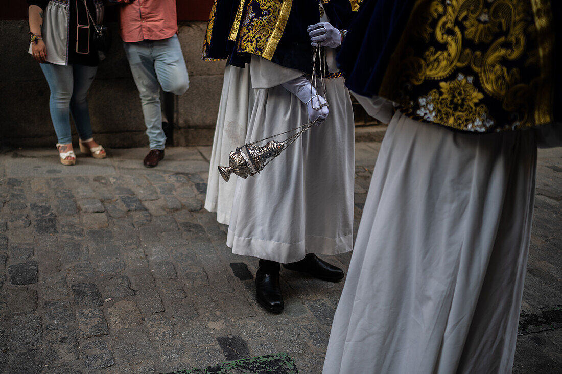 Tenth departure of the Cruz de Mayo, May Cross procession of the Brotherhood of Jesus el Pobre, Madrid, Spain.