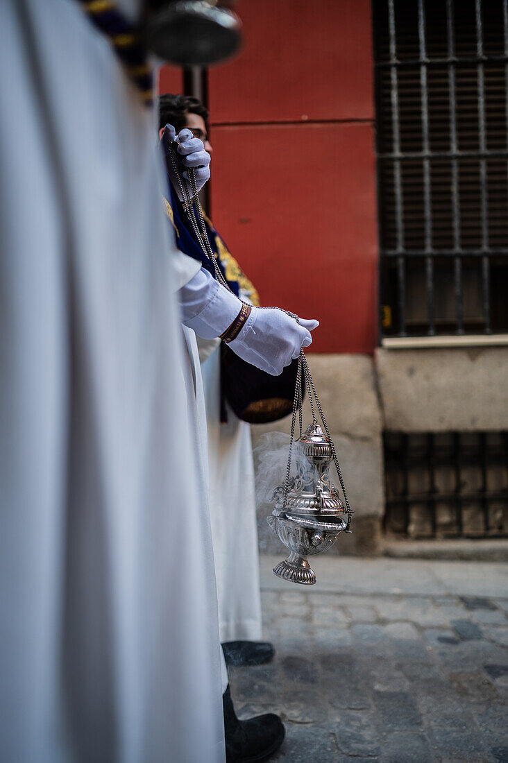 Tenth departure of the Cruz de Mayo, May Cross procession of the Brotherhood of Jesus el Pobre, Madrid, Spain.