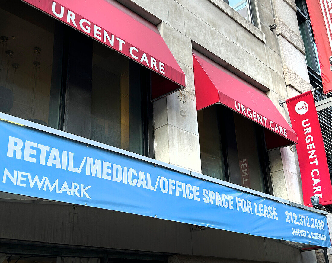 Retail/Medical Office Space for Lease sign, New York City, New York, USA