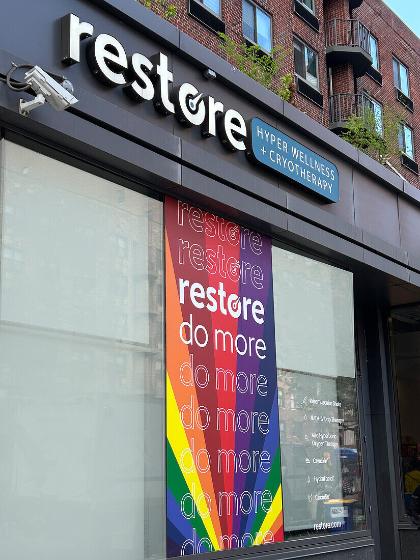 Restore Hyper Wellness und Kryotherapie, Außenansicht, New York City, New York, USA