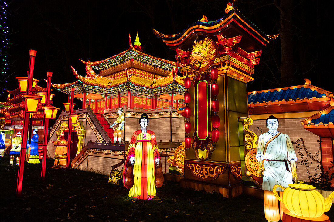 Lantern festival of Gaillac,Tarn,Occitanie,France. Du 01-12-2018 au   06-02-2019 au Château de Foucaud.