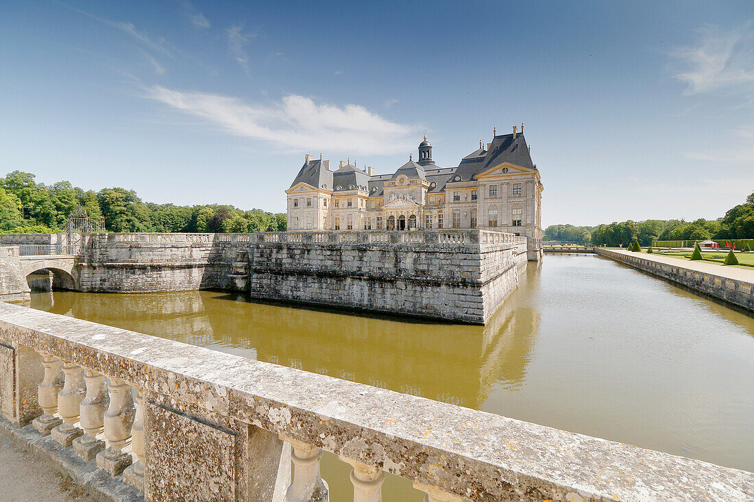 France. Seine et Marne. Castle of Vaux le Vicomte. View of the northern facade and the moat.