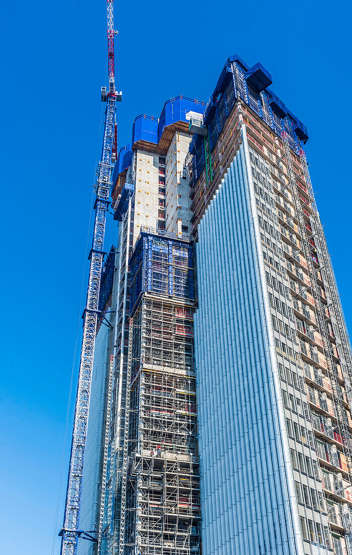 Grand Paris (Großraum Paris), Büroviertel La Defense, Baustelle von La Tour Trinity (zwischen CNIT und Tour Areva) im Februar 2019