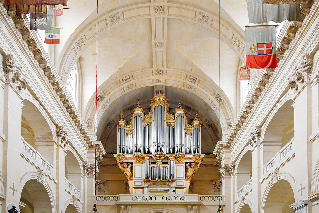 France. Paris. 7th district. Les Invalides. Army museum. Saint-Louis Cathedral. The organ.