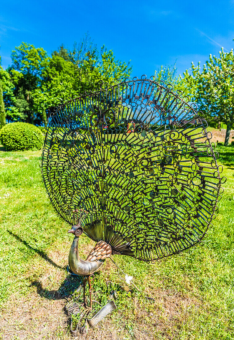 France,Perigord Noir,Dordogne,Jardins du Manoir d'Eyrignac (Historical Monument),white garden,sculpture by Pierre Treilhes (Paon) temporary exhibition,April-October 2019