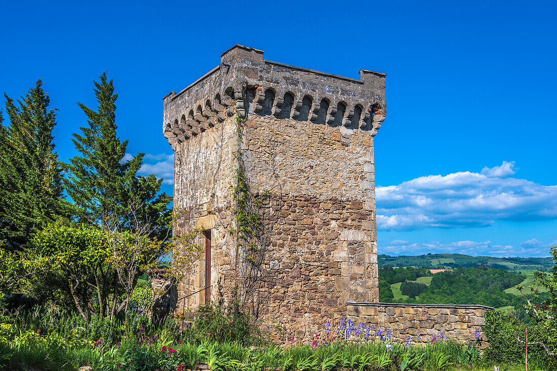 France,Quercy,Lot,Saint Laurent-les-Tours medieval fortress,(12th - 14th century),Historical Monument,Jean Lurcat Workshop-museum (label Maison des Illustres),label Maison des Illustres