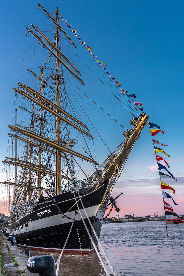 Frankreich,Gironde,Bordeaux,Fête du Fleuve 2019,KRUZENSHTERN Russisches Schulschiff (mehr als 110 Meter lang)