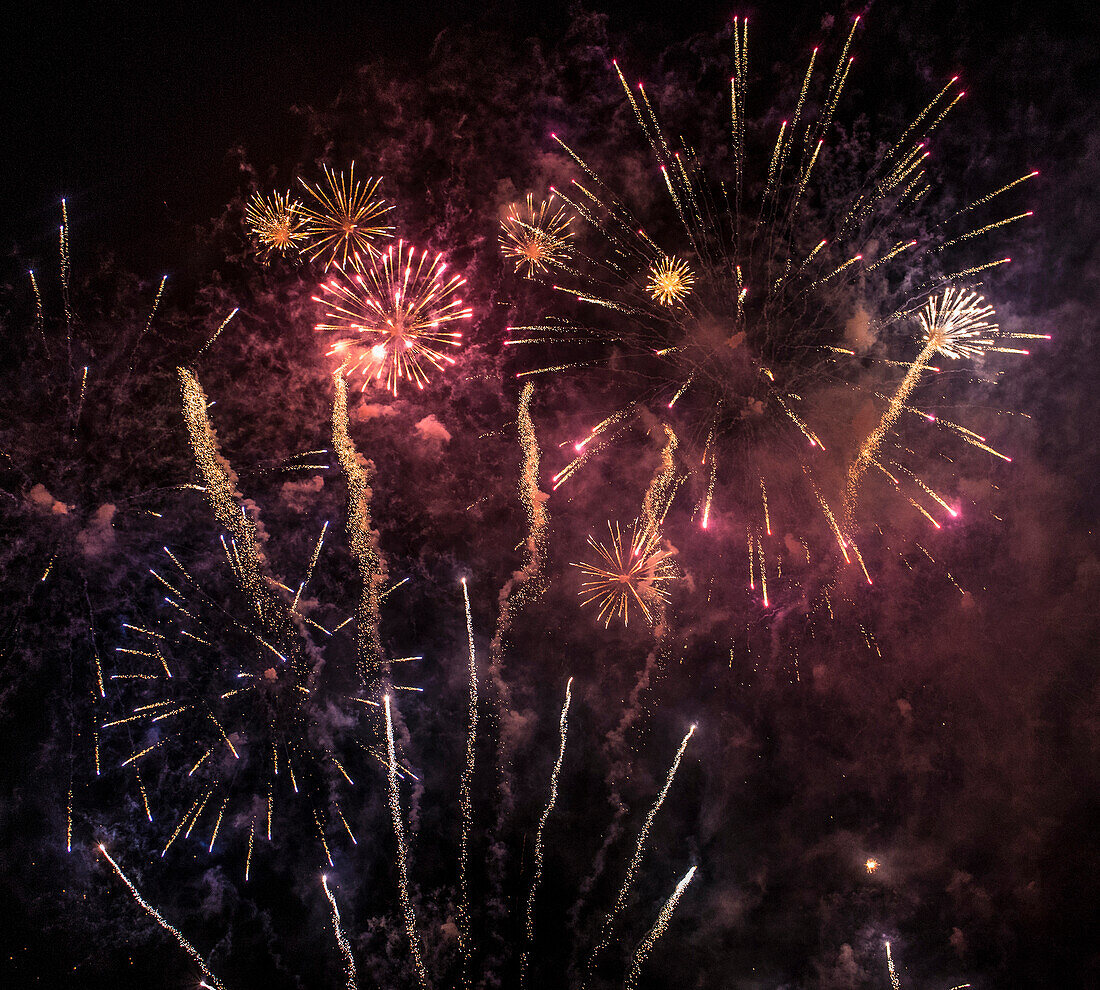 France,Gironde,Bordeaux,Fête du Fleuve 2019,pyrotechnic show "L'echappee Belle" of the Groupe F