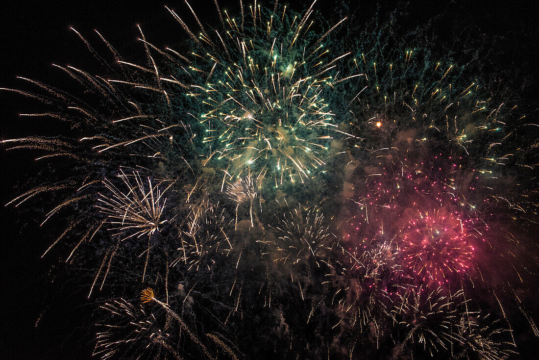 France,Gironde,Bordeaux,Fête du Fleuve 2019,pyrotechnic show "L'echappee Belle" of the Groupe F