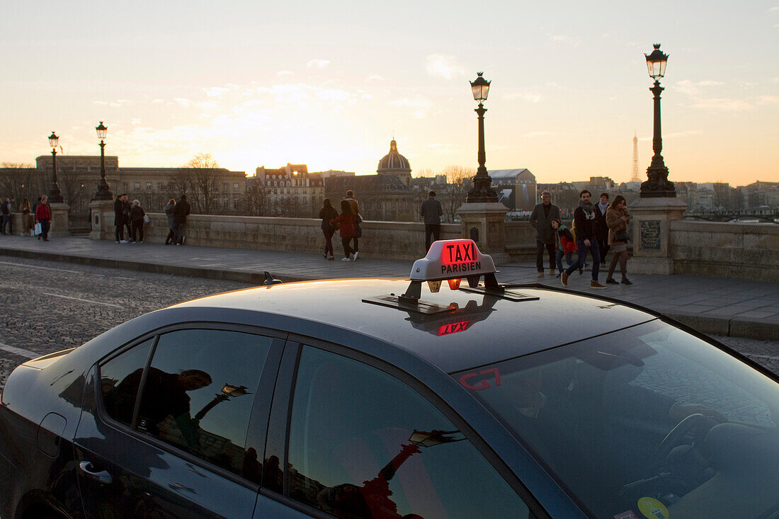 Frankreich,Paris,75,1. Arrondissement,Pont-Neuf,Taxi