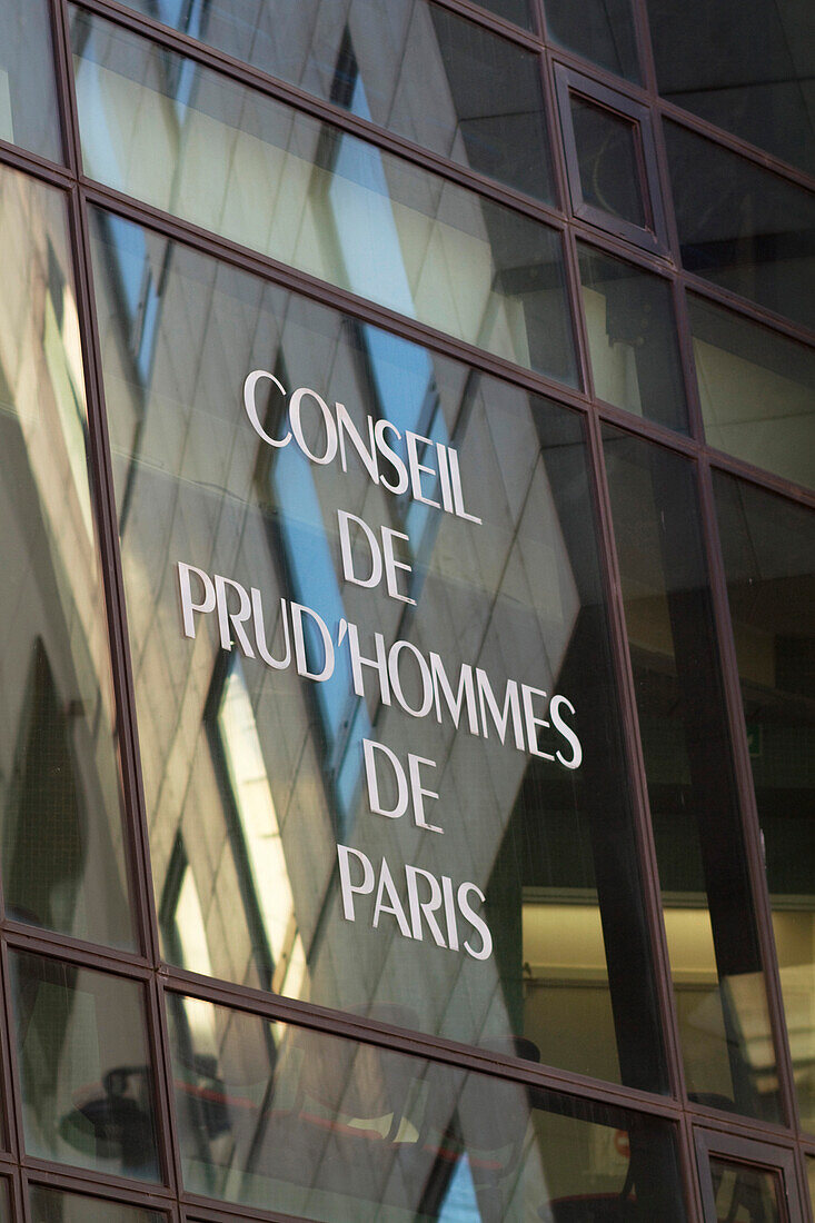 France,Paris,75,10th ARRT,Rue Louis Blanc,details of the building of the Labourt Court of Paris