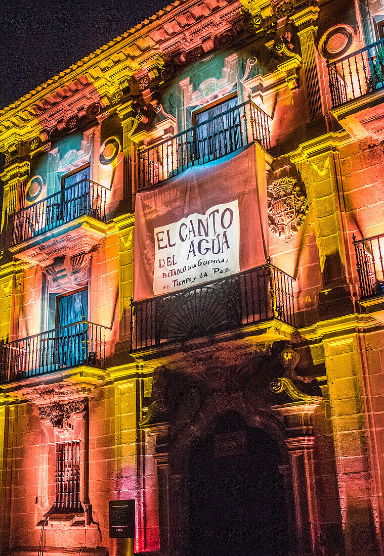 Spanien,Rioja,Mittelalterliche Tage von Briones (Festival von nationalem touristischem Interesse),Historische Ton- und Lichtshow an der Fassade des Palastes des Markgrafen von San Nicolas