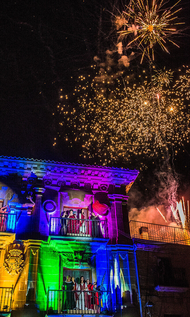 Spanien,Rioja,Mittelalterliche Tage von Briones (Festival von nationalem touristischem Interesse),Historische Ton- und Lichtshow an der Fassade des Palastes des Markgrafen von San Nicolas