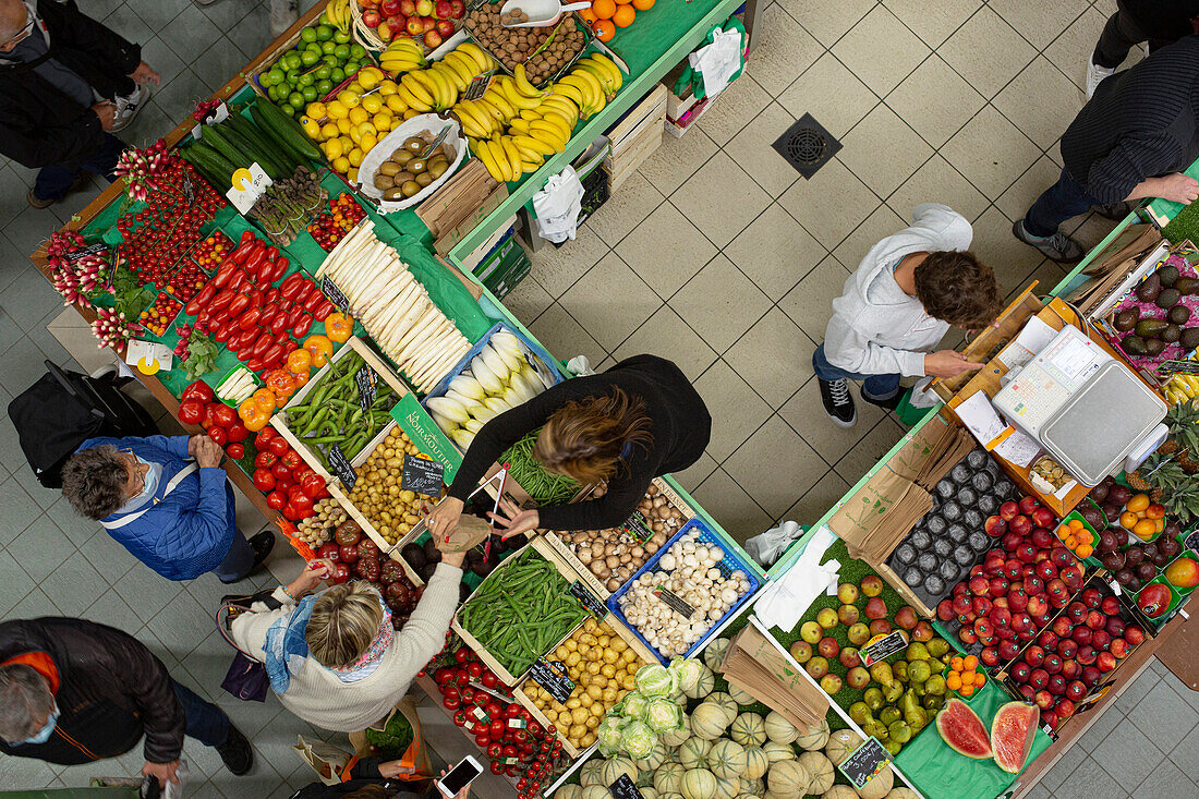 France,Les Sables d'Olonne,85,Marche des Halles Centrales,food market,May 2021.